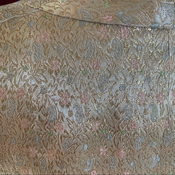 Vintage Bolero Jacket Gold Brocade size Large (-ish?) - Picture 8 of 9